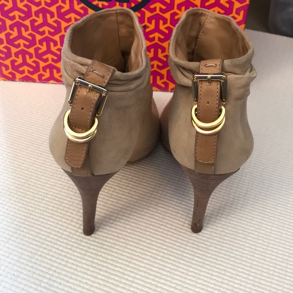 Tory Burch suede slouch booties - size 8.5 - Picture 2 of 6